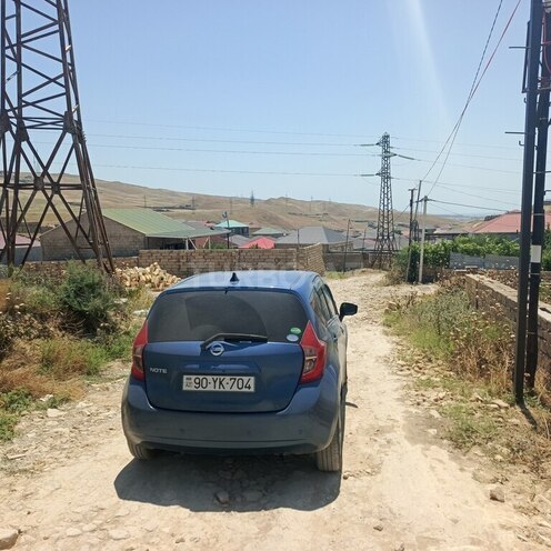 Nissan Note-2