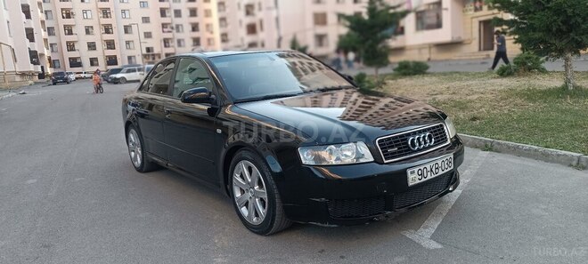 Audi A4-3
