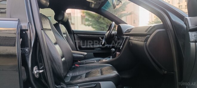Audi A4-14