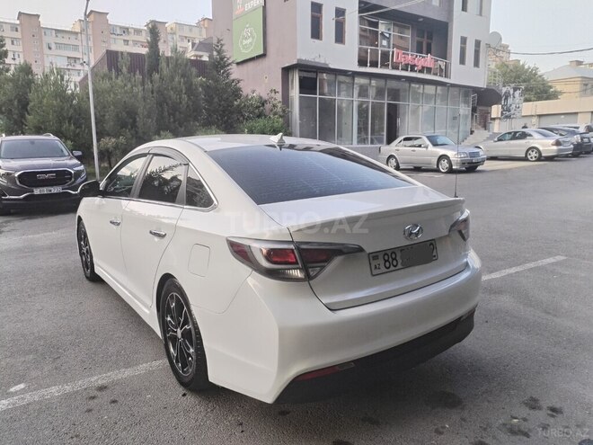 Hyundai Sonata-7