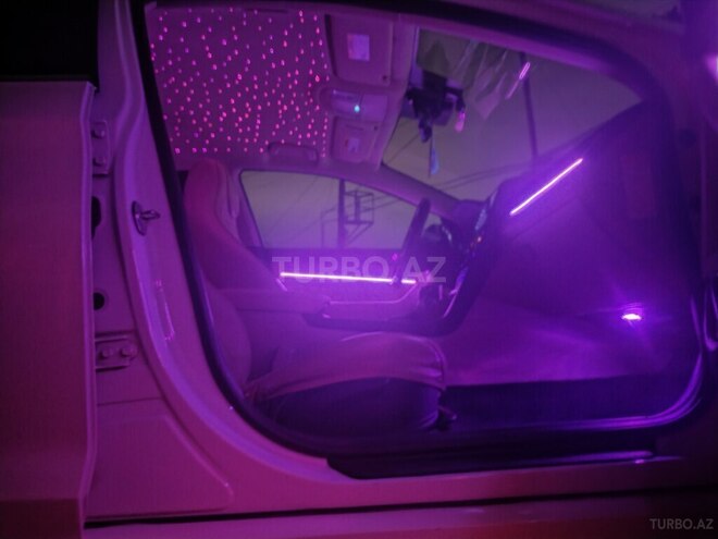 Hyundai Sonata-12