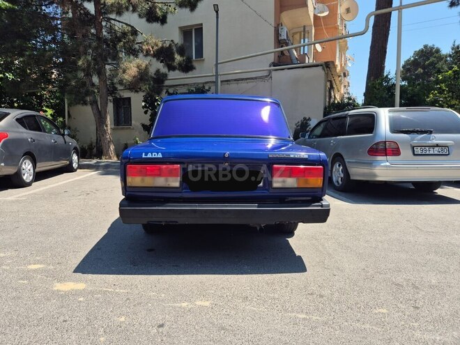 LADA (VAZ) 2107-2
