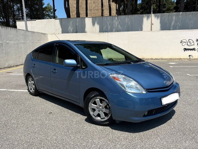 Toyota Prius-2