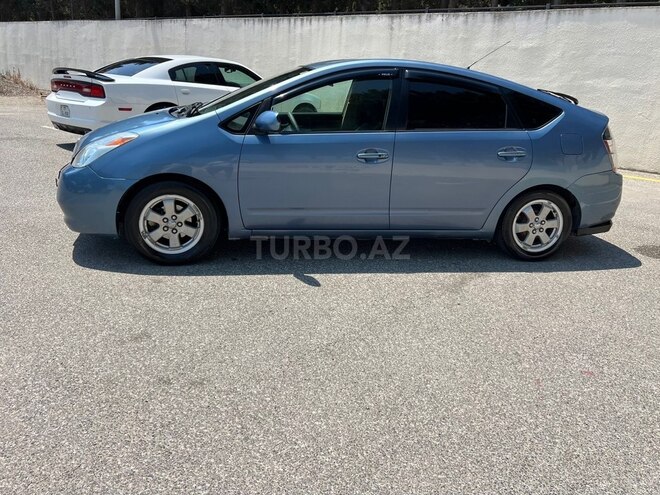 Toyota Prius-6
