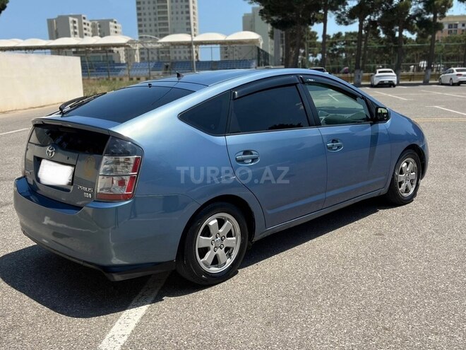 Toyota Prius-9