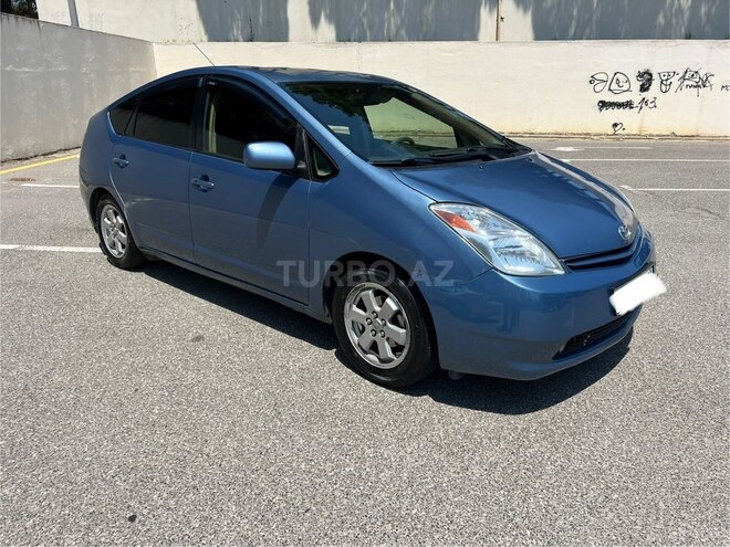 Toyota Prius-10