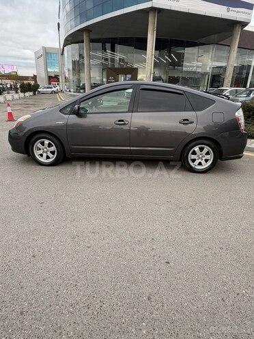 Toyota Prius-9