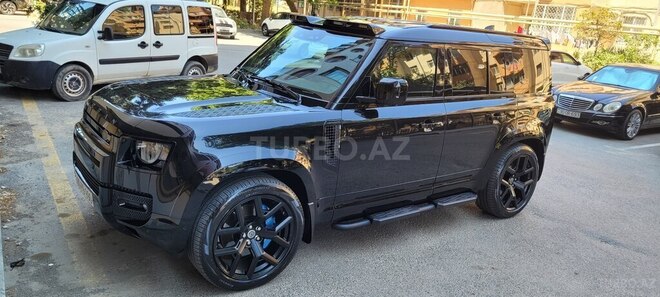 Land Rover Defender-6