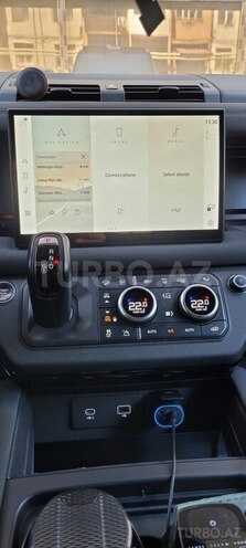 Land Rover Defender-18