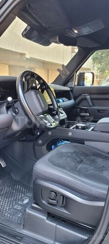 Land Rover Defender-21