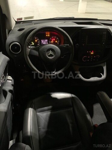Mercedes Vito 121-17