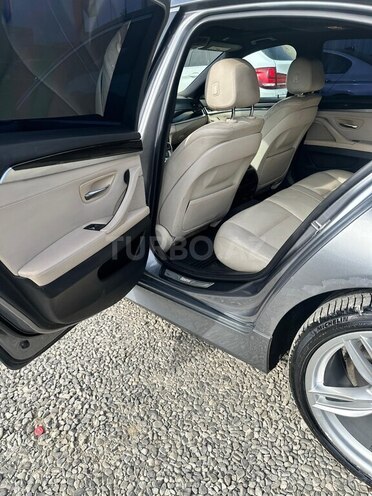 BMW 528-10