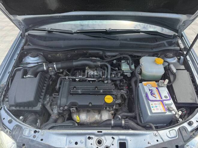 Opel Astra-10