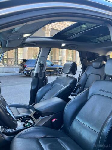 Hyundai Santa Fe-8