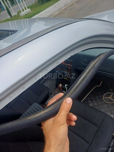 Mercedes C 220-13