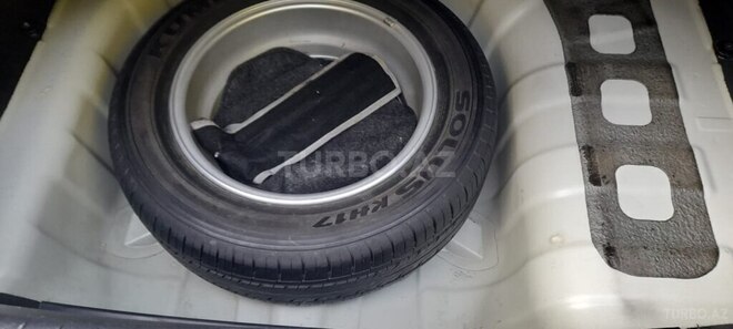 Kia Rio-12