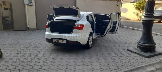 Kia Rio-9