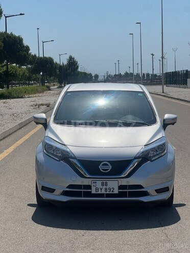 Nissan Note-2
