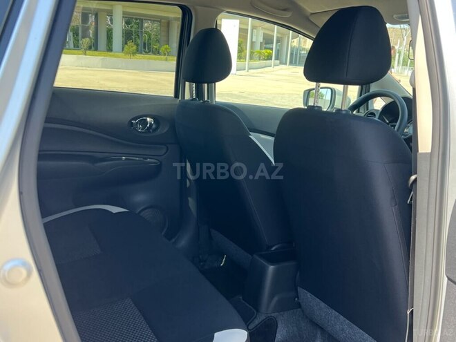 Nissan Note-10