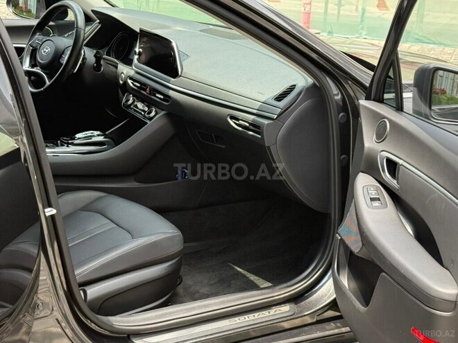 Hyundai Sonata-3