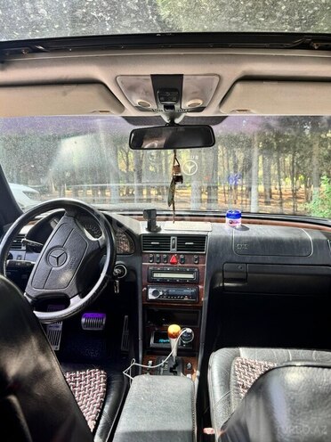 Mercedes C 240-10