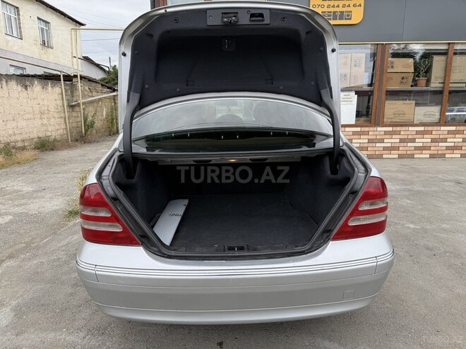Mercedes C 200-8