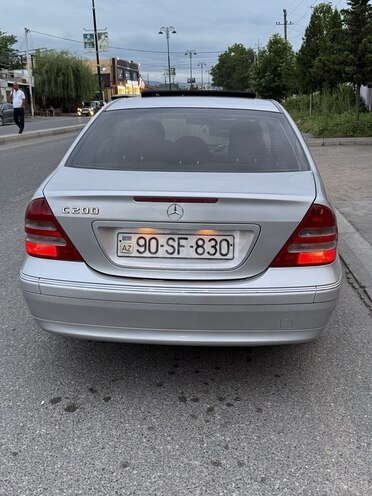 Mercedes C 200-4