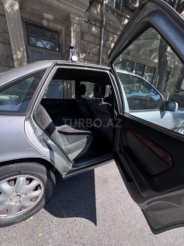 Opel Vectra-14