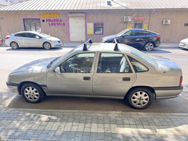 Opel Vectra-5