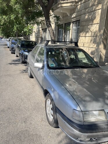 Opel Vectra-3