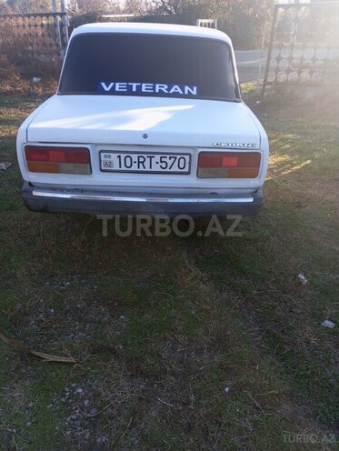LADA (VAZ) 2107-5