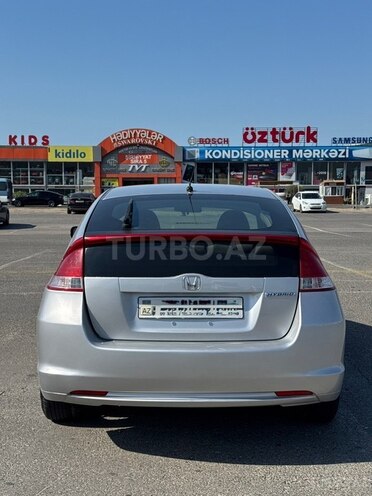 Honda Insight-4
