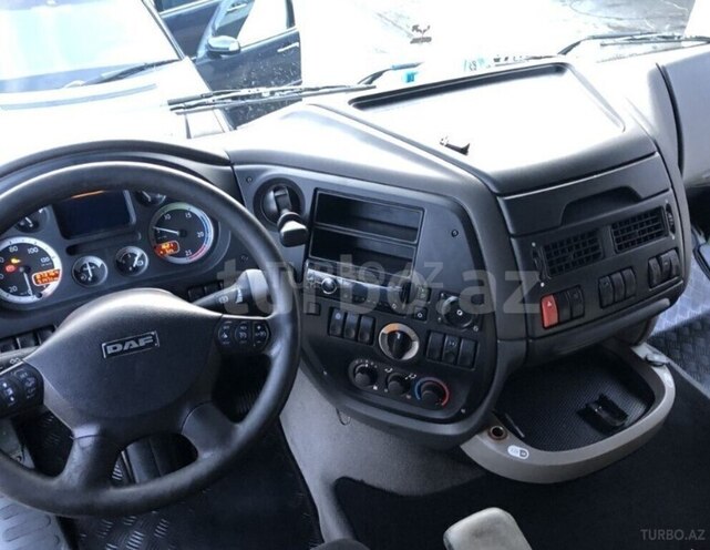 DAF 105 XF-4