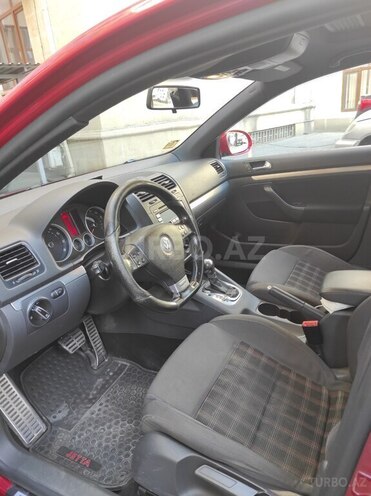 Volkswagen Jetta-6