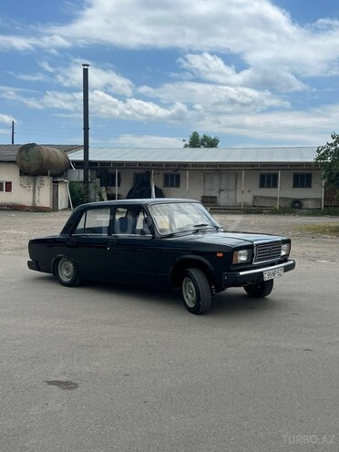 LADA (VAZ) 2107-5