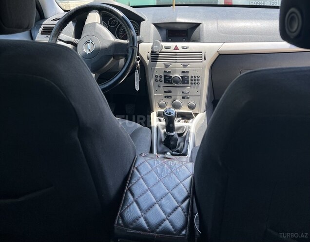 Opel Astra-9