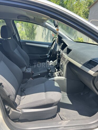 Opel Astra-7