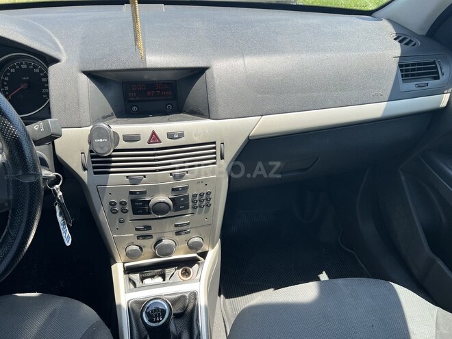 Opel Astra-8