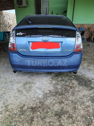 Toyota Prius-2