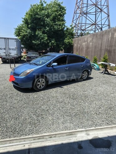 Toyota Prius-3