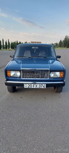 LADA (VAZ) 2107-1