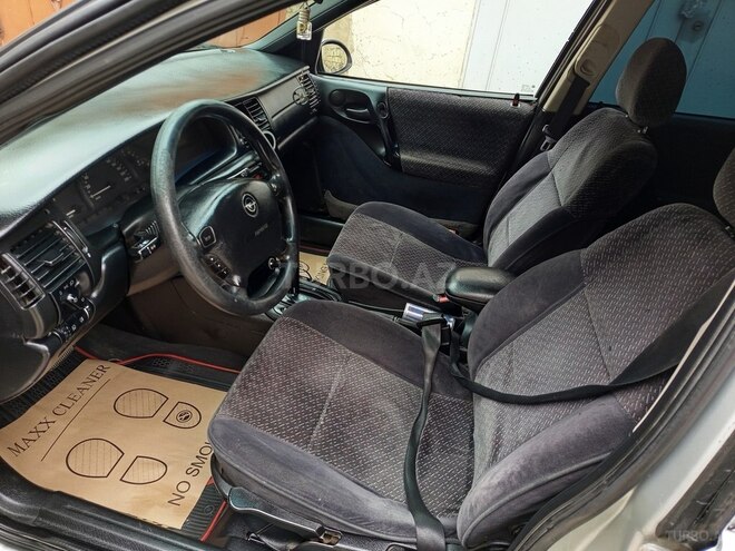 Opel Vectra-19