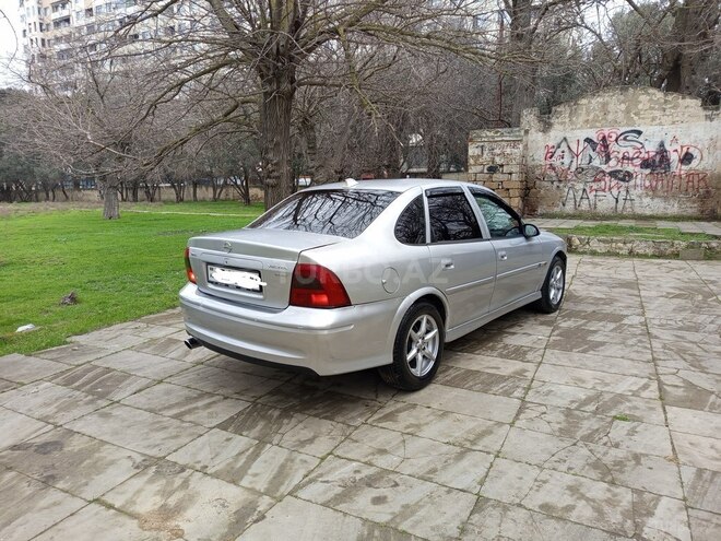 Opel Vectra-10