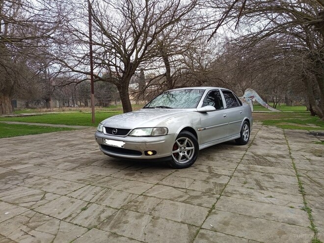 Opel Vectra-5