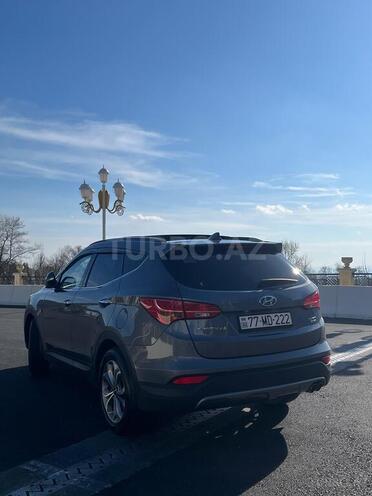 Hyundai Santa Fe-4