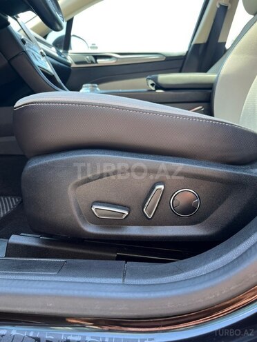 Ford Fusion (North America)-11