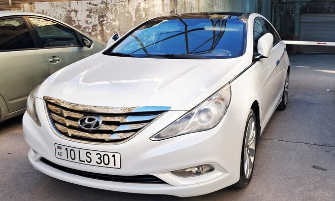 Hyundai Sonata-9