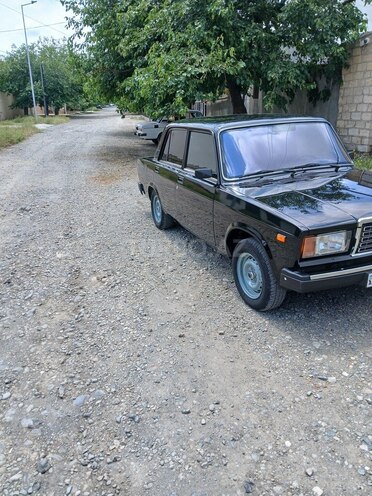 LADA (VAZ) 2107-4