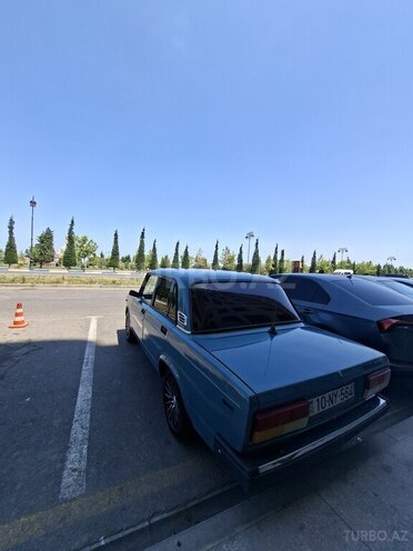LADA (VAZ) 2107-15