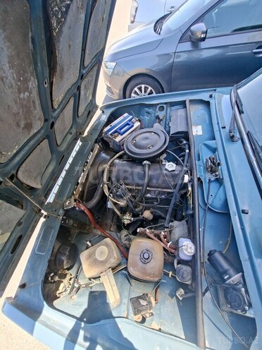LADA (VAZ) 2107-21